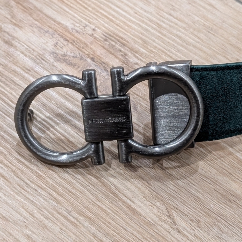 $550 Salvatore Ferragamo Gancini Suede Adjustable Belt Moss Green 95 US 38 - Picture 3 of 6